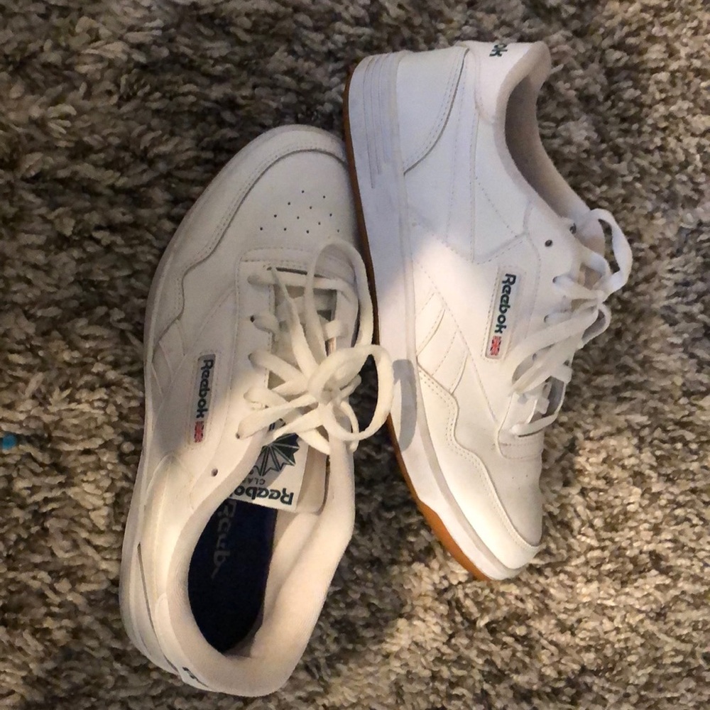 Reebok classic shoes white size 9.5